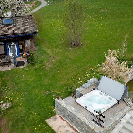 Micro-Lodge, Le Petit Nid D'Amour มงทริองด์ ภายนอก รูปภาพ