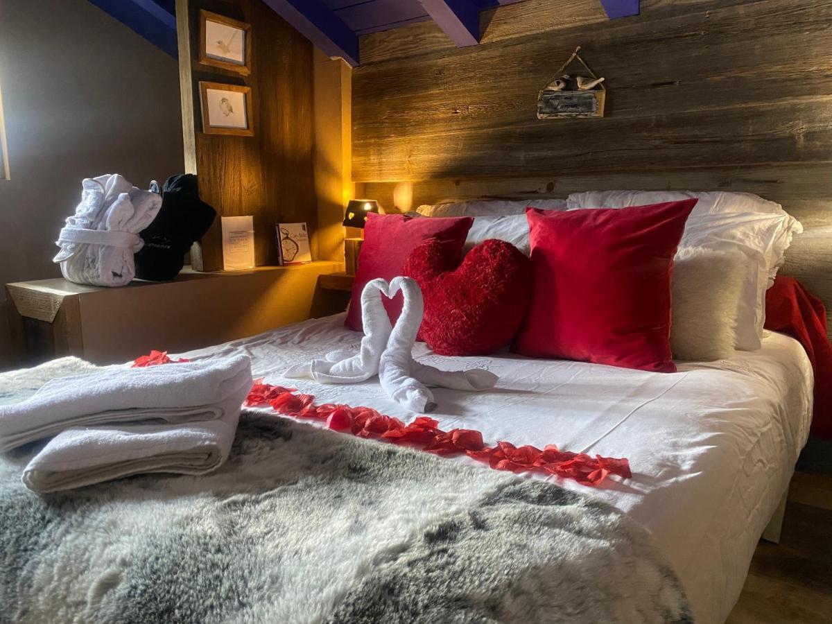 Micro-Lodge, Le Petit Nid D'Amour มงทริองด์ ภายนอก รูปภาพ