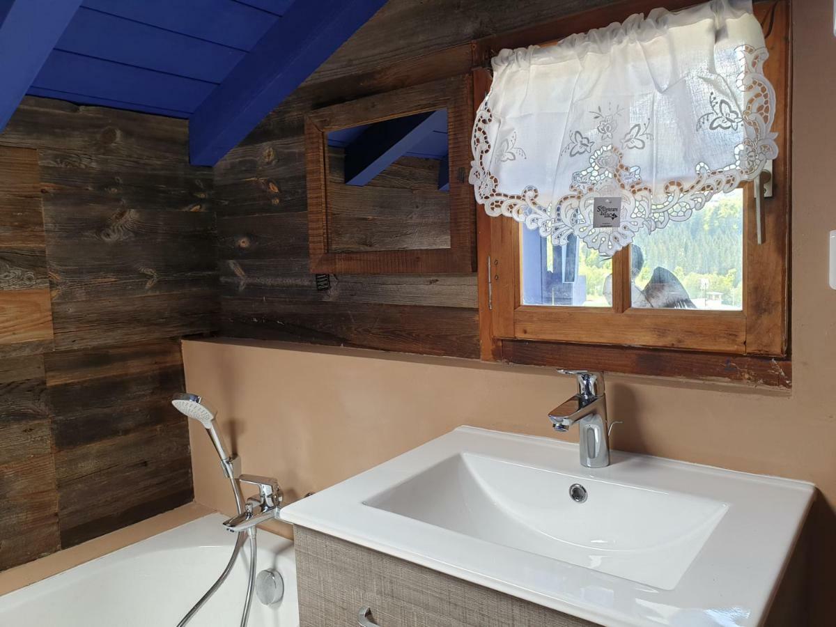Micro-Lodge, Le Petit Nid D'Amour มงทริองด์ ภายนอก รูปภาพ